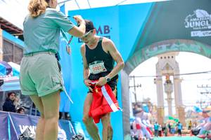 BIB: 5002
                            <button type="button" onclick="openModal(24868372)" class="btn btn-primary btn-sm float-right btn-popup" data-toggle="modal" data-target=".modal-high-quality">
                        <i class="fas fa-shopping-cart"></i> Add to Cart
                    </button>
                                            <button type="button" onclick="isThisMe(24868372, true)" class="btn btn-success btn-sm float-right btn-popup btn-isme hidden" data-toggle="tooltip" data-placement="bottom" title="นี่คือรูปของคุณใช่ไหม คลิกที่นี่เพื่อเอาเข้าอัลบั้ม">
                        <i class="fas fa-plus"></i> Add to album
                    </button>
                    <button type="button" onclick="isThisMe(24868372, false)" class="btn btn-warning btn-sm float-right btn-popup btn-isnotme hidden">
                        <i class="fas fa-ban"></i> Remove from album
                    </button>